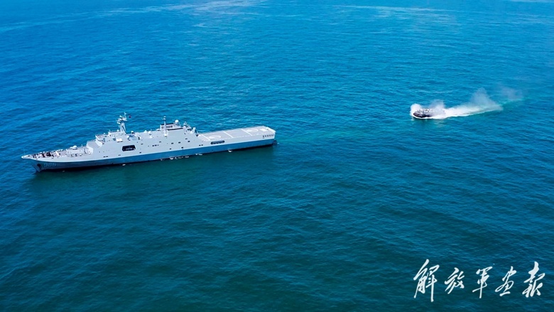 海军四明山舰，新时代的海上卫士，海军四明山舰，新时代海上卫士的荣耀之旅