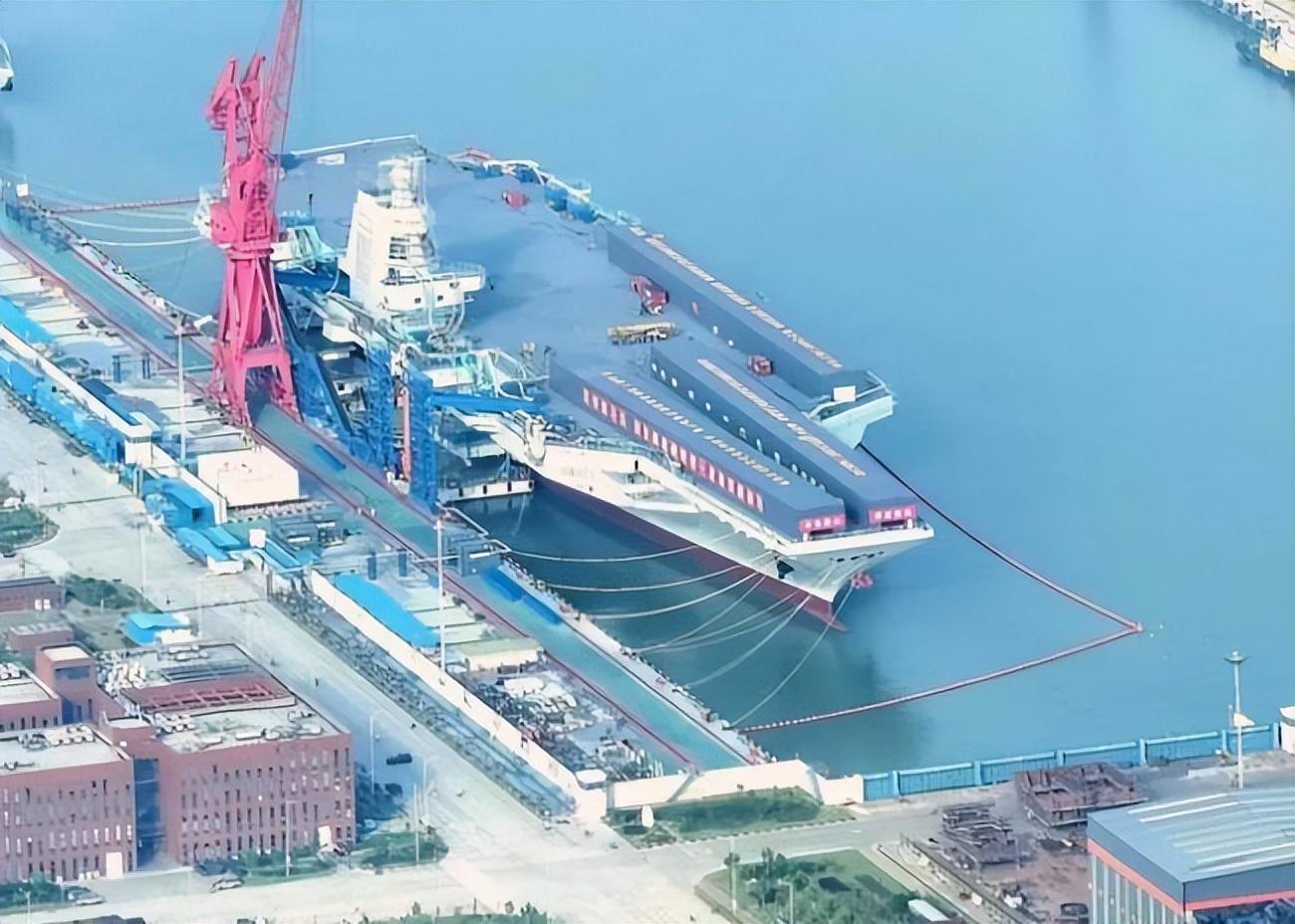 中国航空母舰的数量与力量,揭示中国海军航母群的现状和未来展望,中国海军航母力量揭秘,现状与未来展望