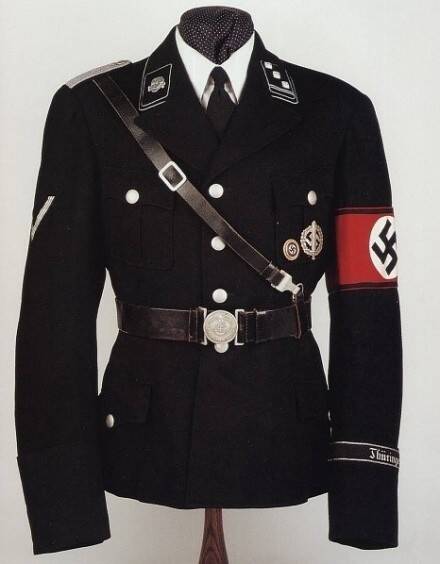 世界上最帅的军服,荣耀、力量与尊严的象征,荣耀与尊严的象征,世界上最帅的军服展露力量风采