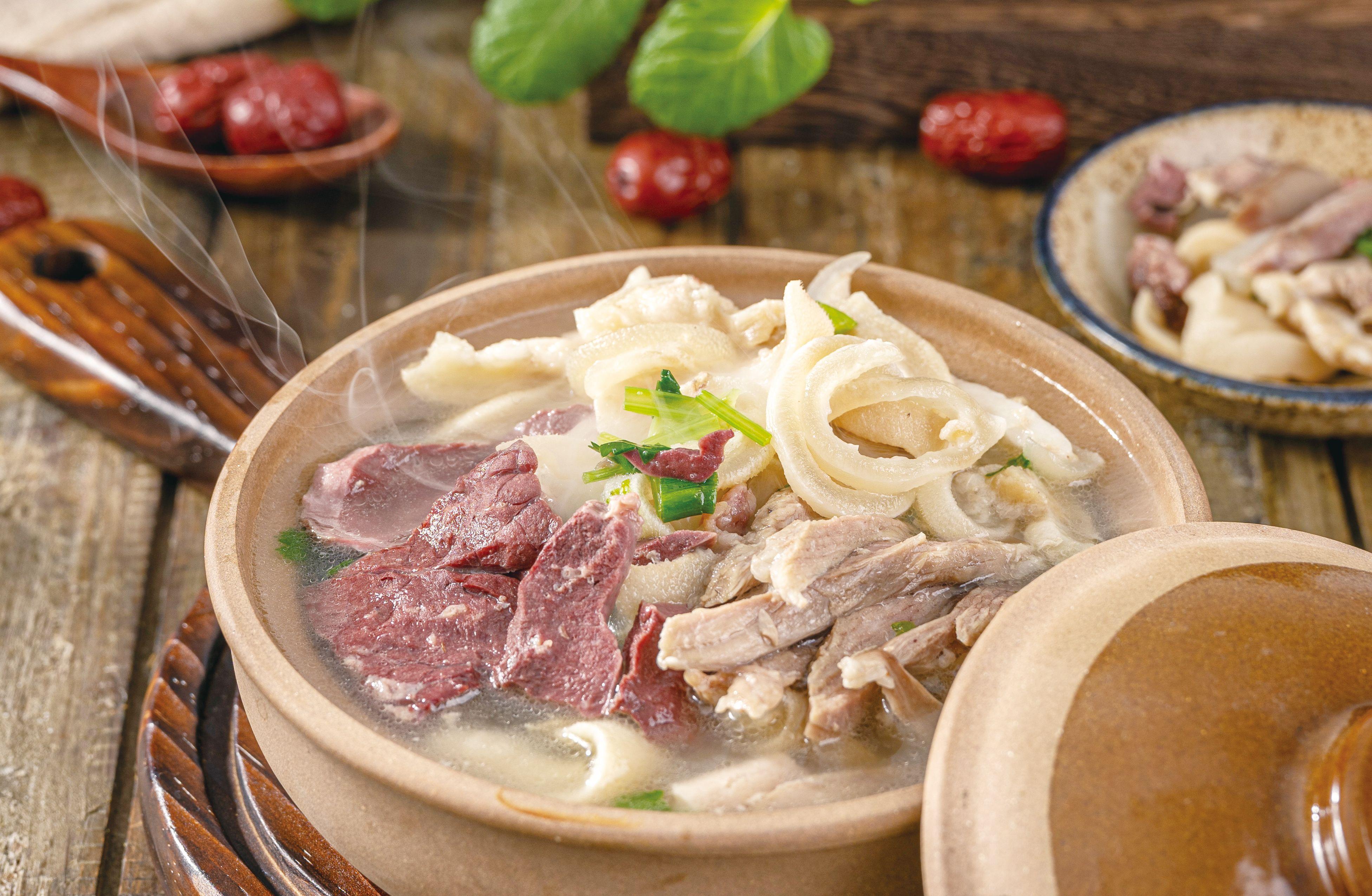 四肖期期中一王中王论坛,深度解析与探讨,四肖期期中一王中王论坛深度探讨与解析